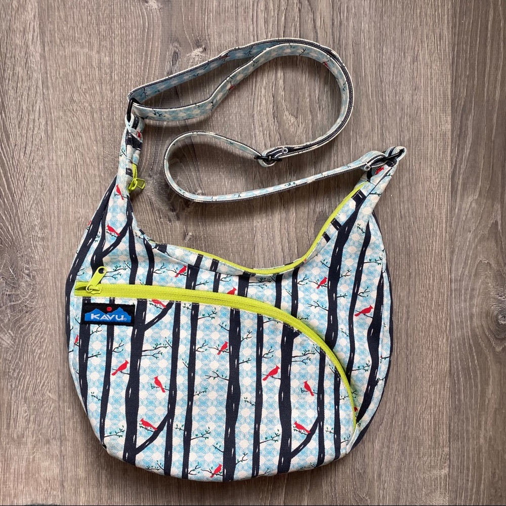 Kavu Crossbody purse